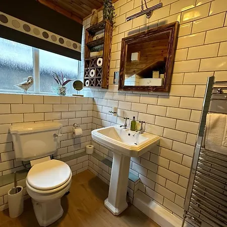 Bakestones - Location With Free Integral Private Parking 度假居 *