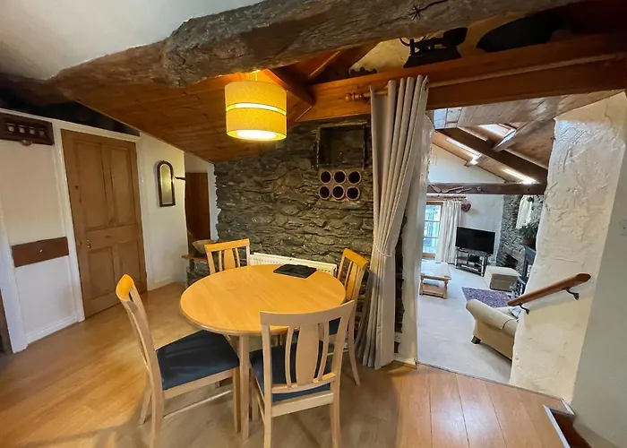 Bakestones - Location With Free Integral Private Parking